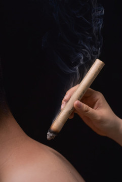 回旋灸溫和灸雀啄灸艾灸灸法