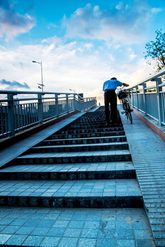 城市人行天橋
