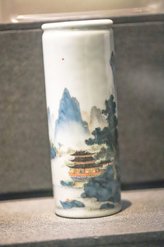 五彩漁獵紋香筒