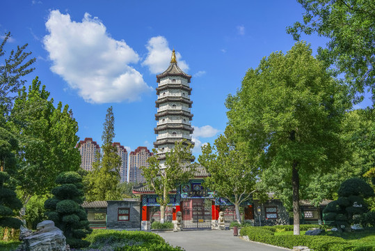 天津北寧公園致遠(yuǎn)塔