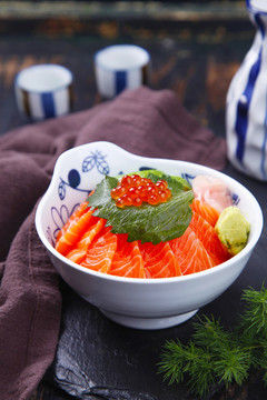 三文魚海鮮魚籽飯