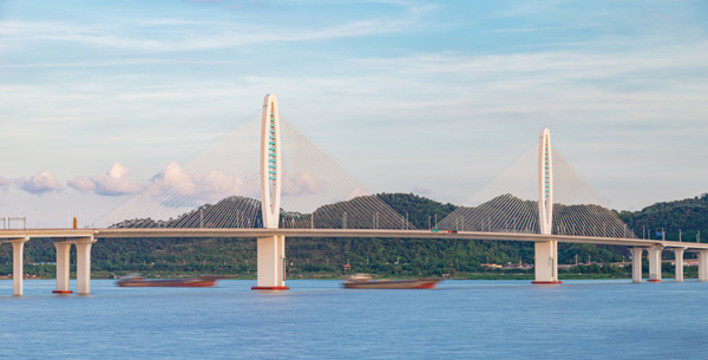 肇慶風(fēng)景閱江大橋