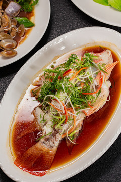 清蒸花雕魚