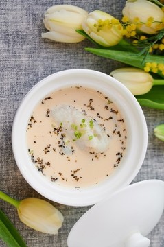 雪菜大湯黃魚(yú)