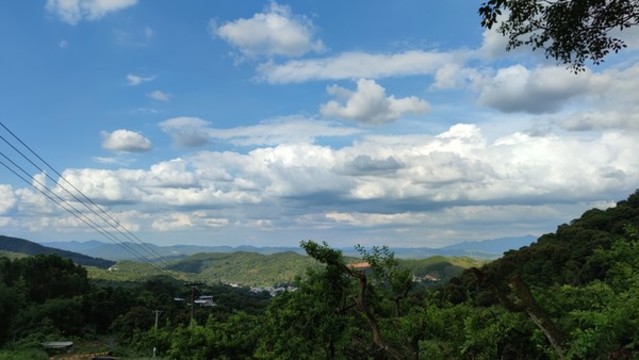 雨后遠(yuǎn)山