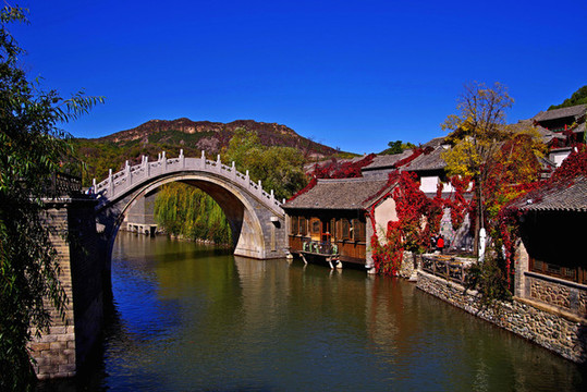 古北水鎮(zhèn)司馬臺(tái)長(zhǎng)城