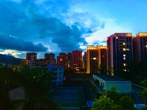 都市風(fēng)光清晨