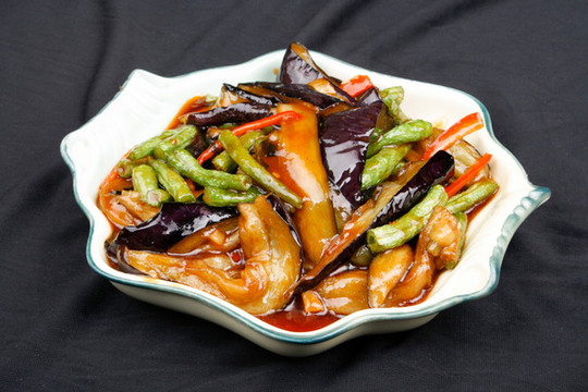 豆王燜南茄