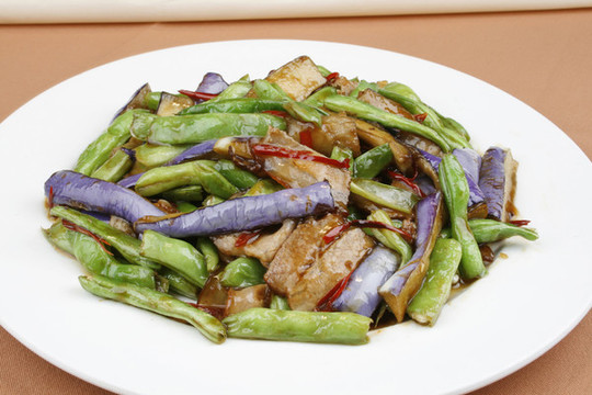 紫茄燜豆角封缸肉