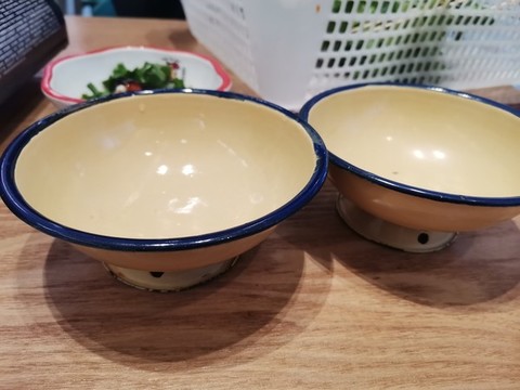 搪瓷碗