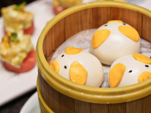 港茶豬豬流沙包