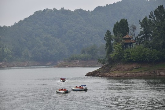 山區(qū)水庫