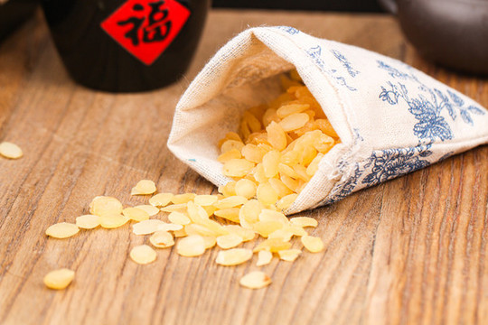皂角米