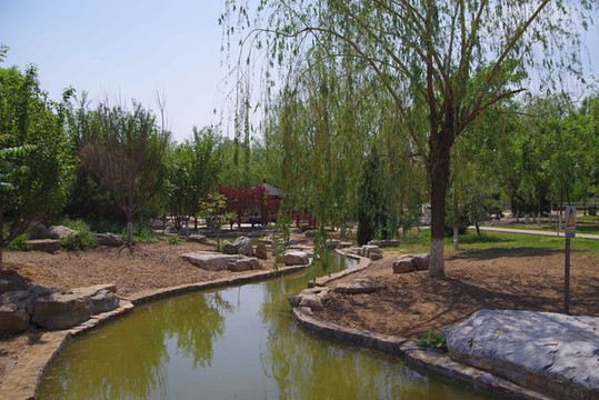 豐臺區(qū)西局玉璞園公園