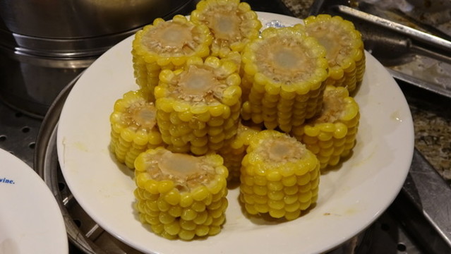 煮玉米段