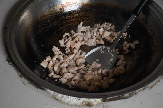 炒肉