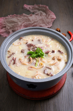 羊雜粉絲湯