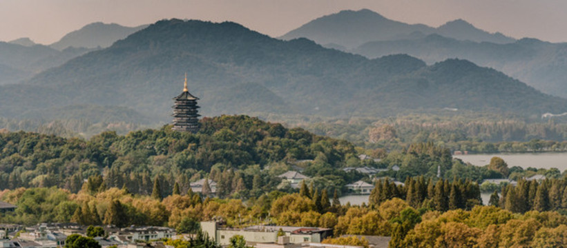城隍閣俯瞰杭州城