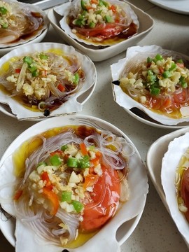 蒜蓉粉絲蒸扇貝