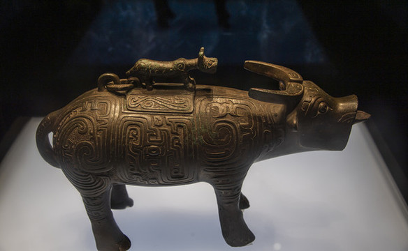 中國(guó)陜西歷史博物館西周牛尊