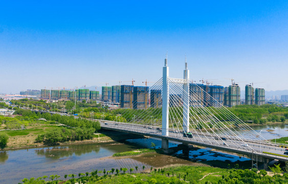 義烏商博大橋城市風(fēng)光