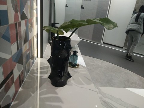 花瓶