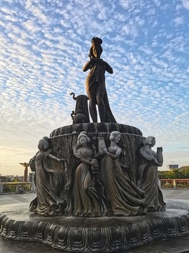 貴妃沐浴雕塑