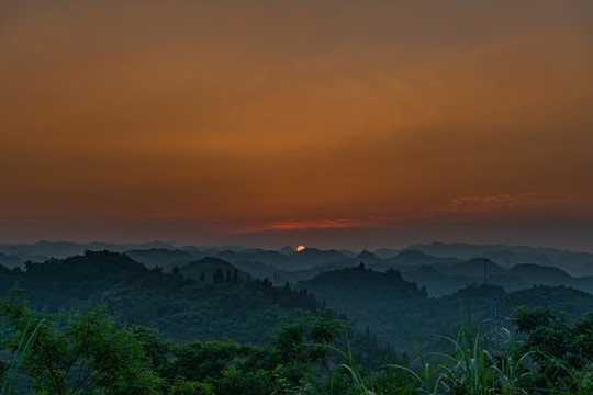 大山日落