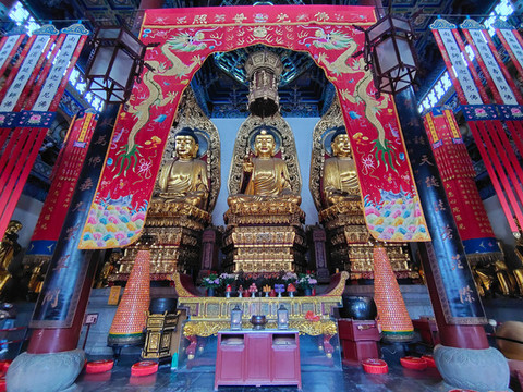鎮(zhèn)江金山寺大雄寶殿