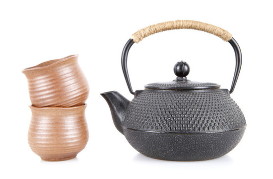 鐵茶壺和紫砂茶杯