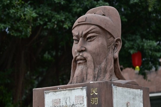 關羽塑像