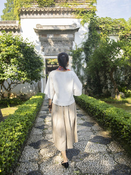 美女背影