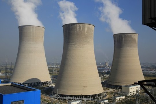 電廠冷水塔