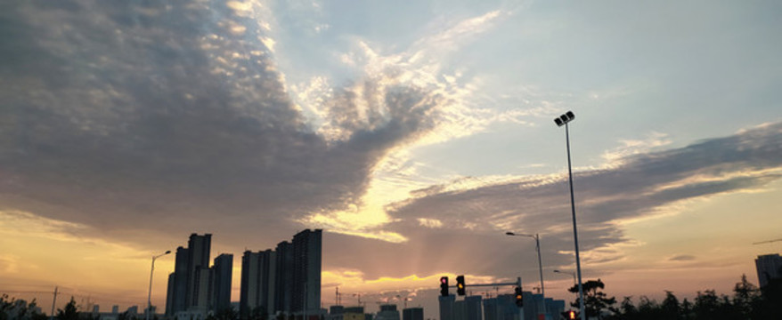 夕陽(yáng)