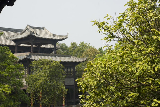 石板橋鐘樓閣