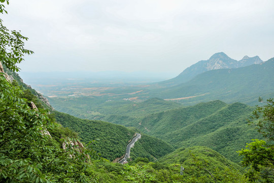 嵩山