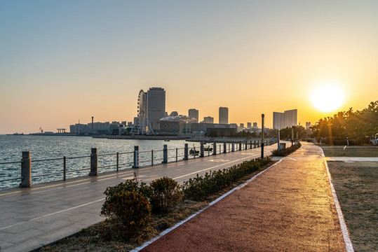 青島西海岸新區(qū)海岸線街景