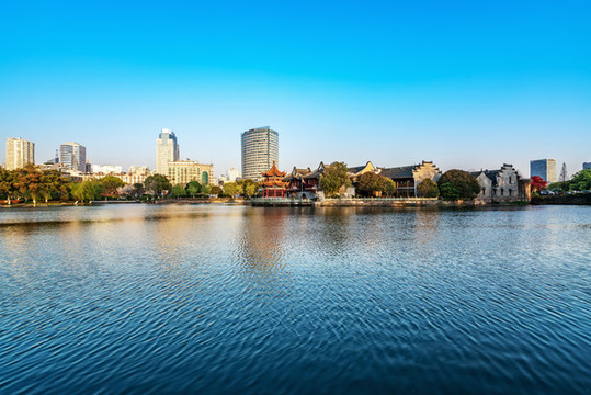 浙江寧波園林湖泊風(fēng)景