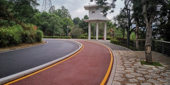 彎彎的綠道