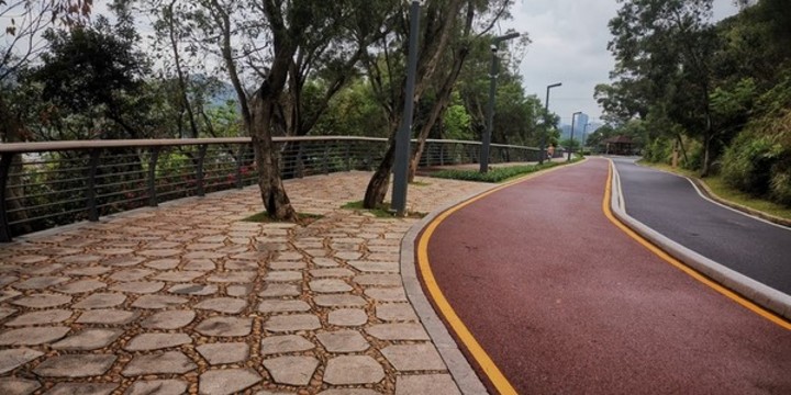 彎彎的綠道