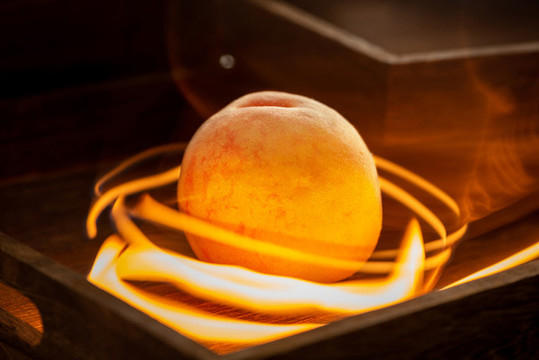 火焰桃子