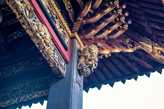 寧波慶安會(huì)館朱金木雕