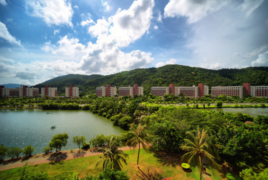 珠海科技學(xué)院校園風(fēng)光