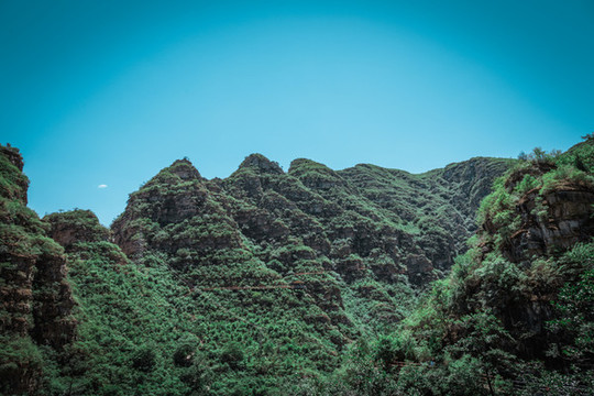 青山脈