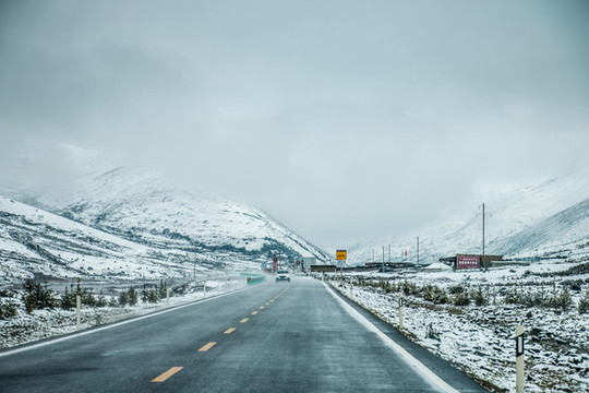 川藏線公路風(fēng)景