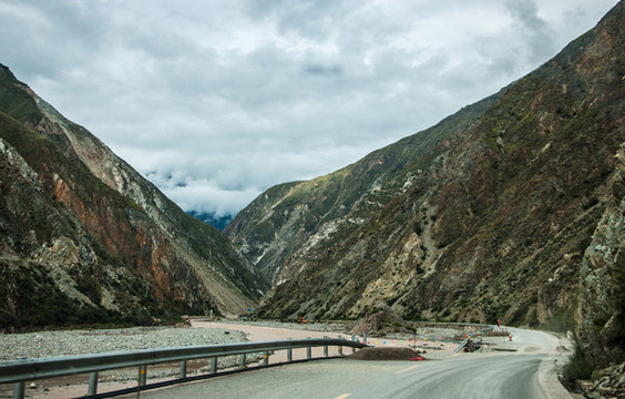 川藏線公路風(fēng)景