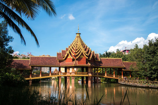 景洪曼聽公園