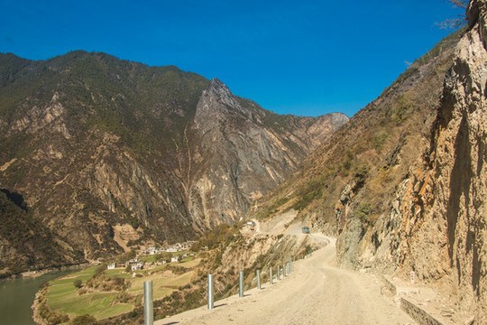 丙中洛丙察察公路風(fēng)景