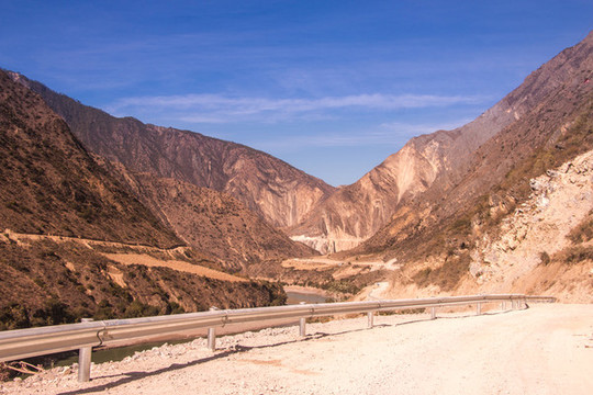 丙中洛丙察察公路風(fēng)景