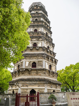 蘇州虎丘山云巖寺塔